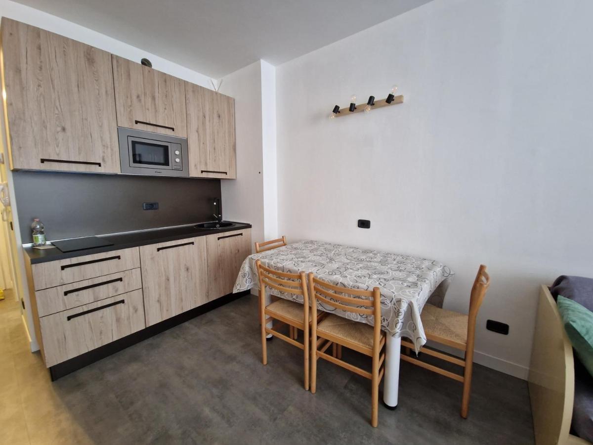 Ferienwohnung Il Balcone Fiorito Santa Caterina Valfurva Exterior foto
